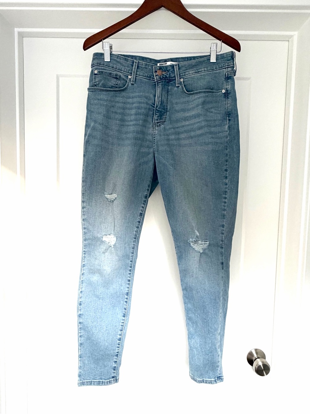 Levi's Light Blue Distressed Skinny Jeans - Women's - 12 Short